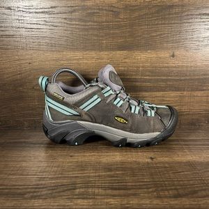 Keen Women’s Targhee II Waterproof Black Brown Trail Hiking Sneakers